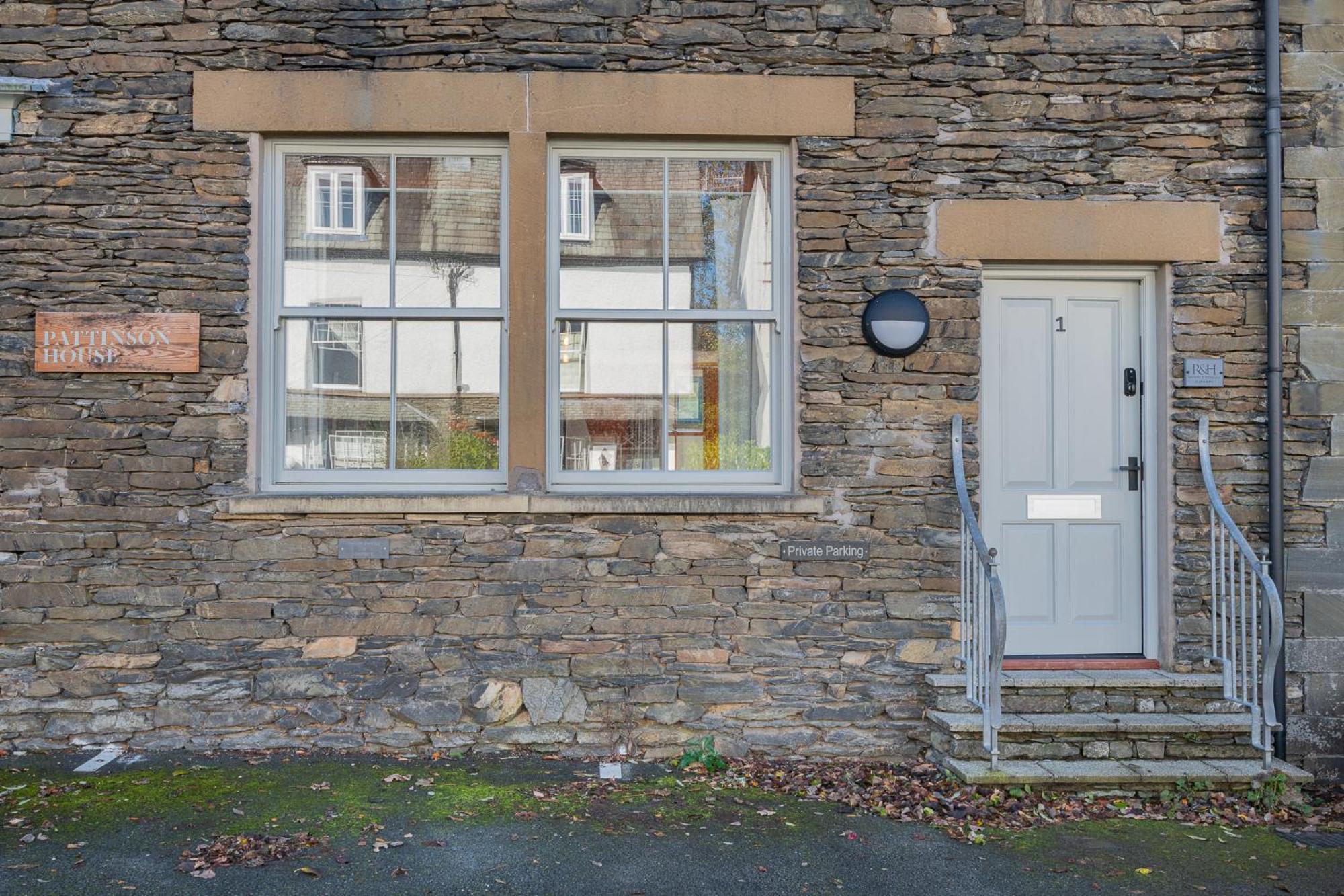 Esperance - Brand New Luxury Studio With Parking Bowness-on-Windermere Eksteriør bilde